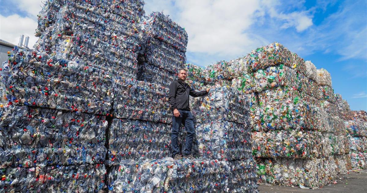 Switzerland leads the way in PET recycling House of Switzerland